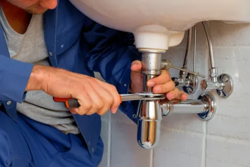 đź”§ Trouver le Bon Plombier au Lavandou, Le Lavandou, KB Plomberie